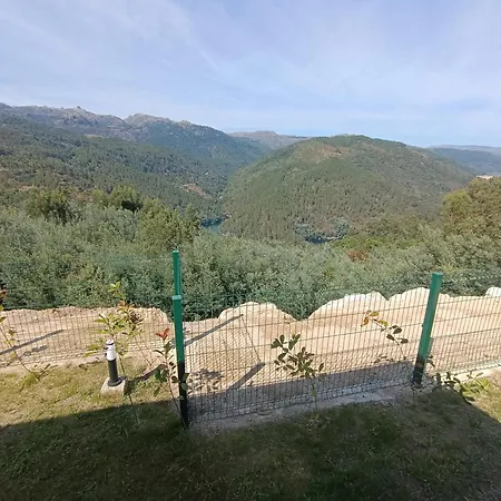 Vakantiehuis Quinta Da Resteva Chale Boavista *