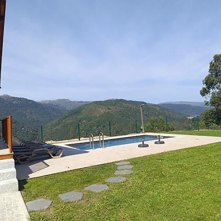 Dom wakacyjny Quinta Da Resteva Chale Boavista Louredo (Braga)